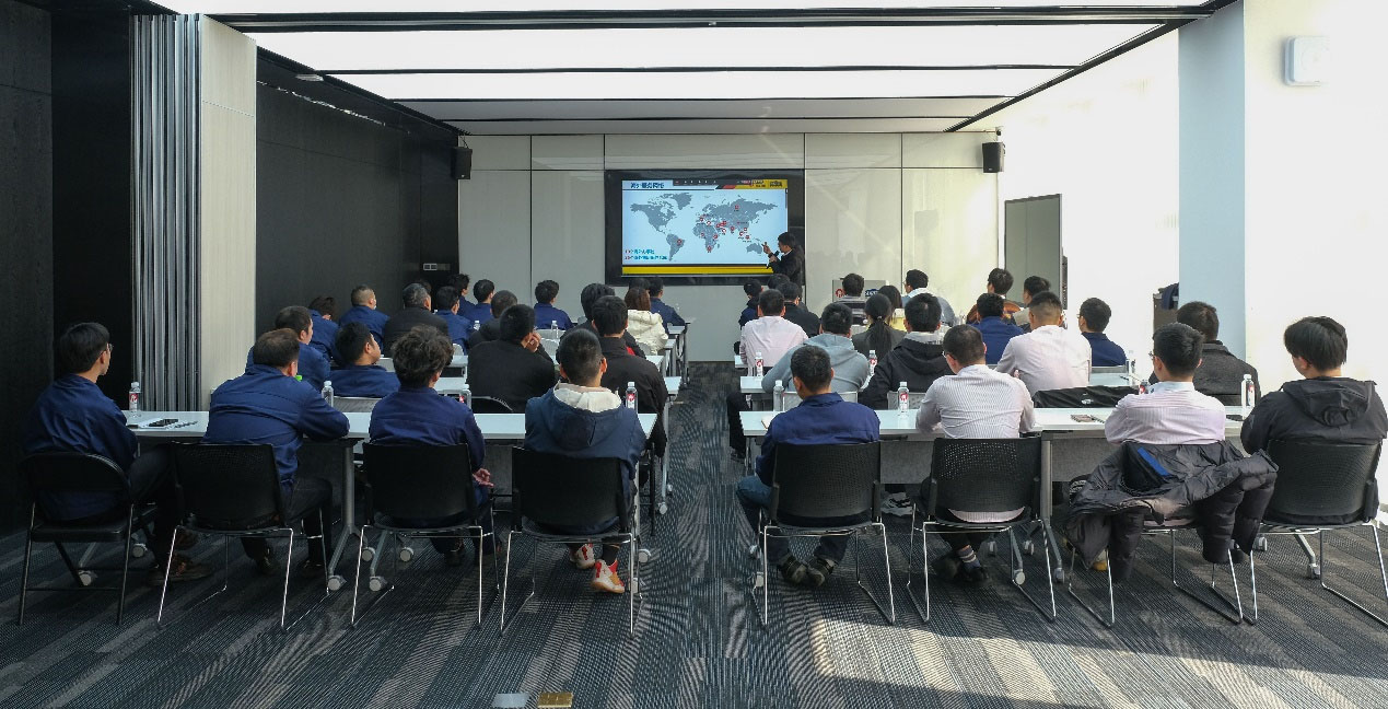 邁向未來 共同成長！泉工股份新員工入職培訓(xùn)圓滿舉行